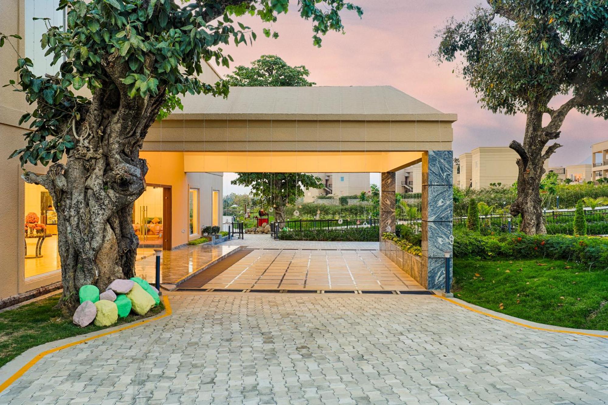 Club Mahindra Patkote Hotell Nainital Exteriör bild